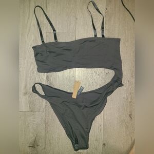 519🦃 🎄NWT skims grey Cutout Swimsuit